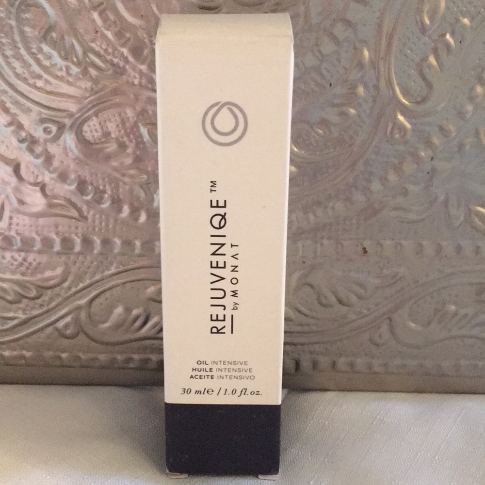 Monat Rejuveniqe